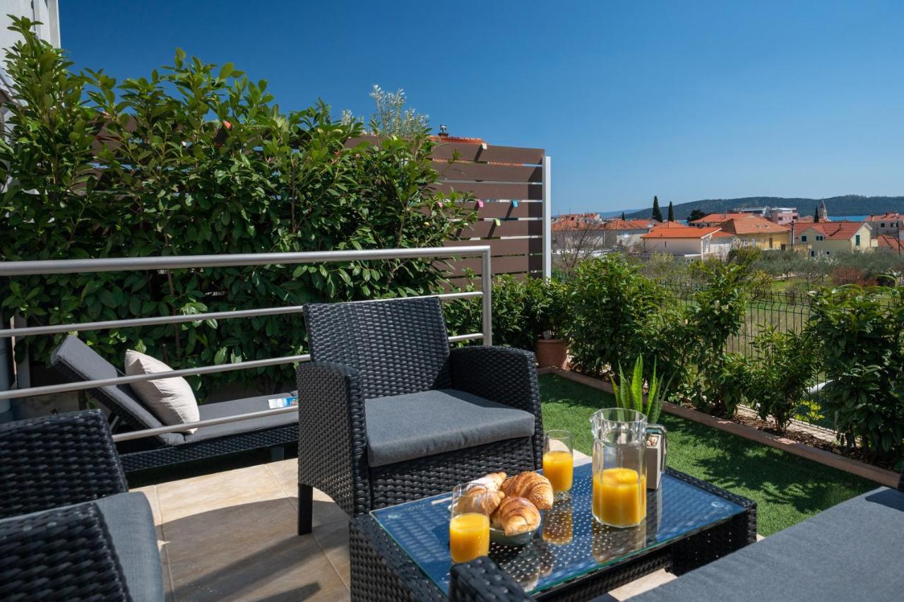 Apartment Tikvarin, Kastel Kambelovac Kaštela 外观 照片