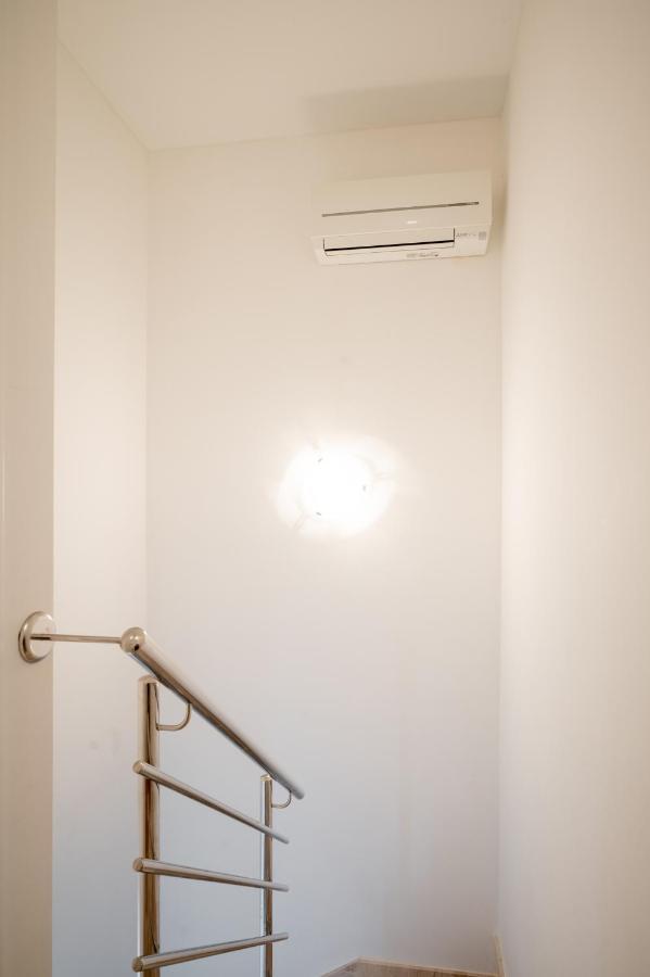 Apartment Tikvarin, Kastel Kambelovac Kaštela 外观 照片