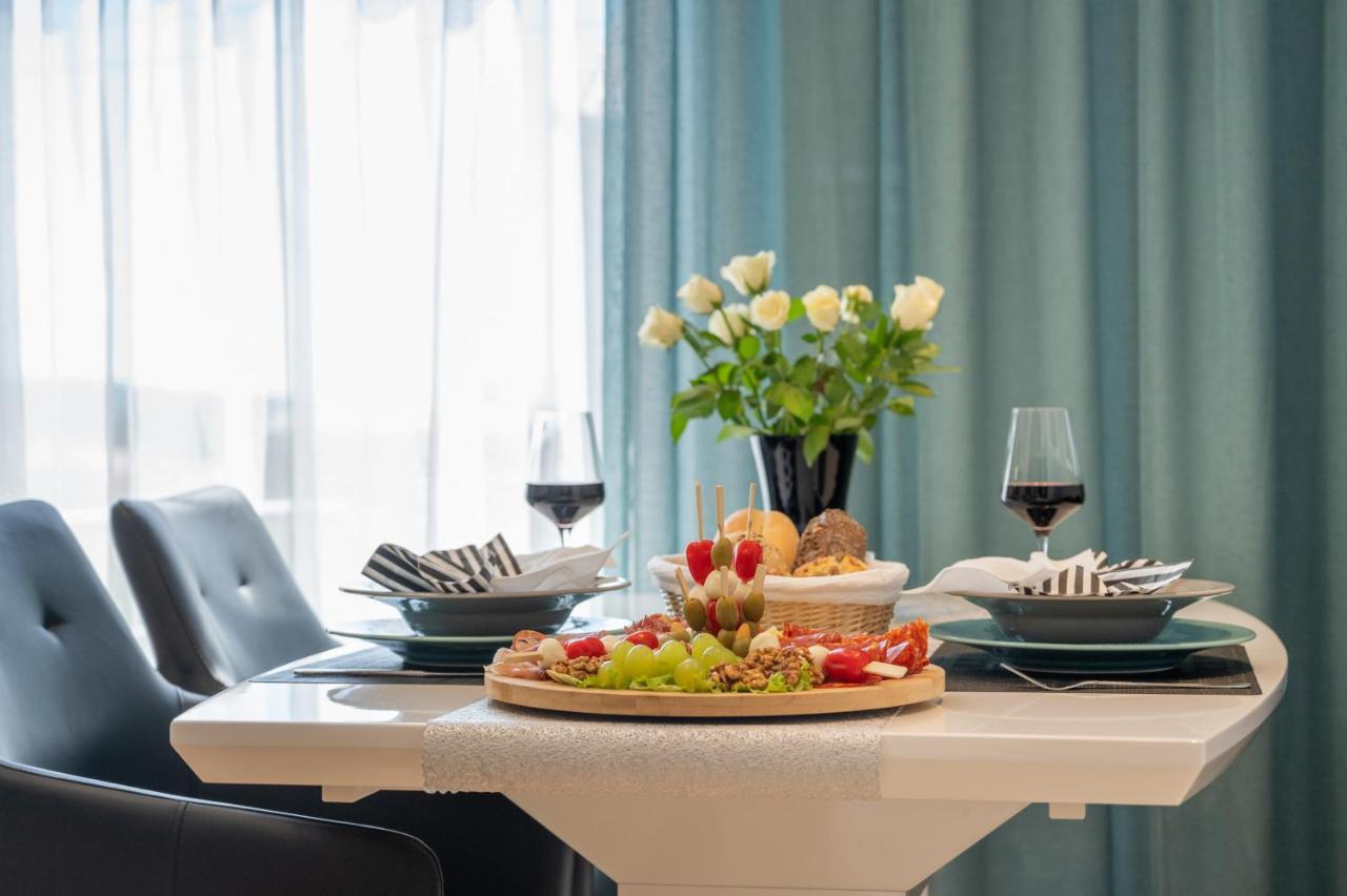 Apartment Tikvarin, Kastel Kambelovac Kaštela 外观 照片