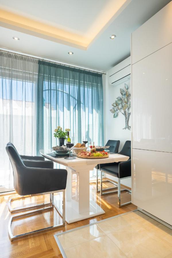 Apartment Tikvarin, Kastel Kambelovac Kaštela 外观 照片